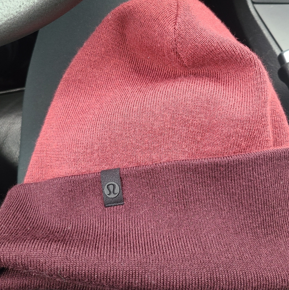 Lululemon 2 Shade Burgundy Beanie